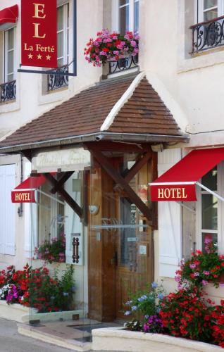 Hotel De La Ferte : Hotel proche de Chamilly