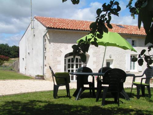 la maison d'Amélie : Hebergement proche de Saint-Fort-sur-Gironde