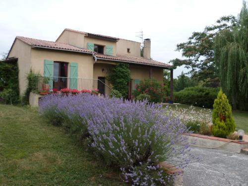 deux chambres dans villa : Hebergement proche de Mondouzil