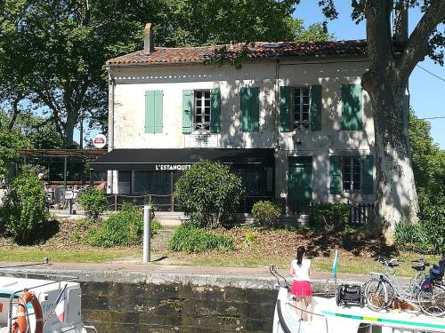 L'Estanquet : Chambres d'hotes/B&B proche d'Avignonet-Lauragais