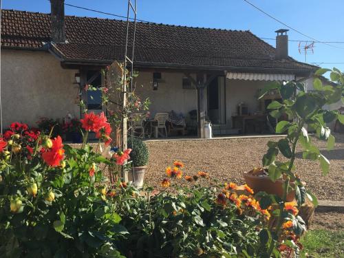 La petite Maison : Hebergement proche de Saint-Vincent-Bragny