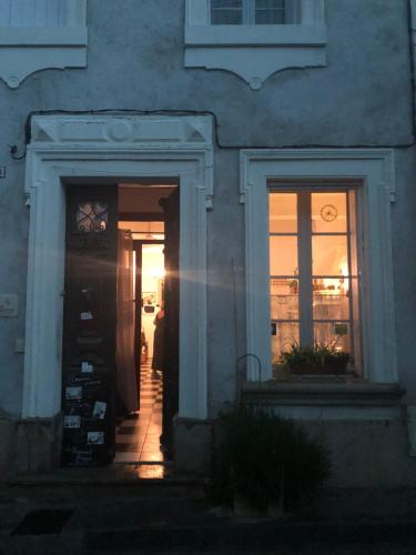 Le Flamant Rouge Guesthouse : Chambres d'hotes/B&B proche de Sigean