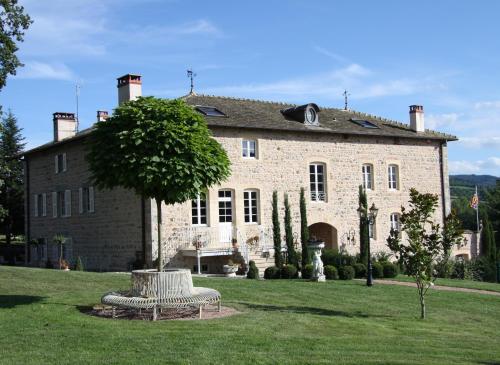 Manoir Montdidier Burgundy : Chambres d'hotes/B&B proche d'Ouroux
