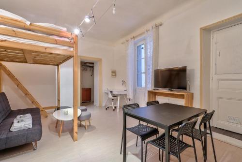 NEW ! Very nice studio in the center : Appartement proche de Sainte-Luce-sur-Loire