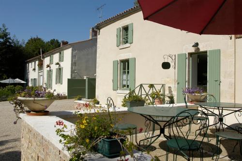 Maison Flore : Hotel proche de Saint-Pierre-d'Amilly