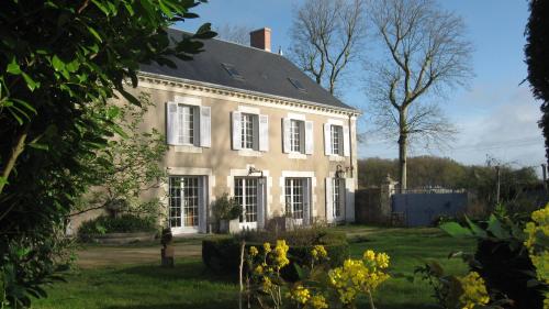 Le Petit Bois : Chambres d'hotes/B&B proche de Villiers-au-Bouin