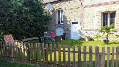 Holiday home La Baguelande : Hebergement proche de Rosay-sur-Lieure