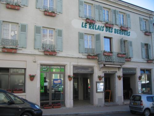 Le Relais des Bergers : Hotel proche de Saint-Martin-la-Plaine