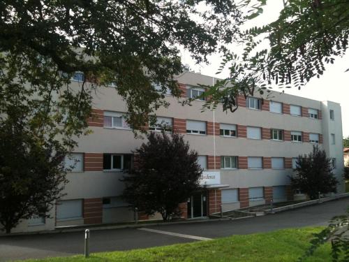 City Résidence Lyon Marcy : Hebergement proche de Saint-Julien-sur-Bibost