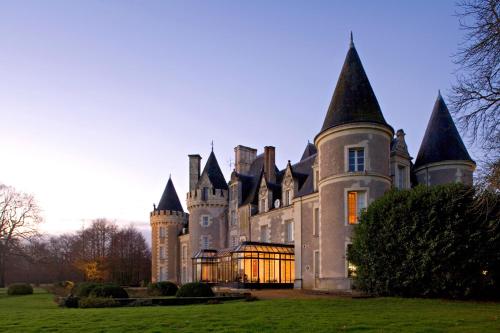 Hôtel Chateau Golf des Sept Tours by Popinns : Hotel proche de Château-la-Vallière