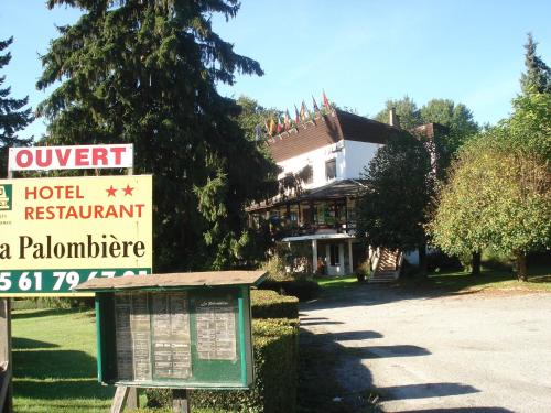 Hôtel Auberge de La Palombière : Hotel proche de Loures-Barousse
