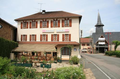 Auberge Saint Martin : Hotel proche de Saint-Priest-Taurion