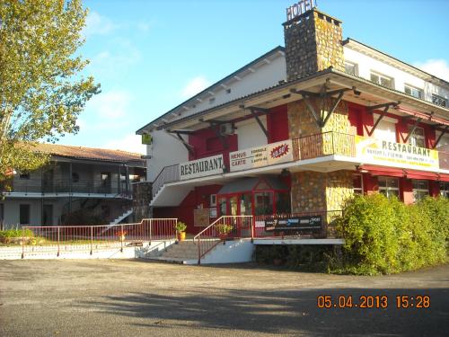 Hotel Relais des Garrigues : Hotel proche de Saint-Sardos