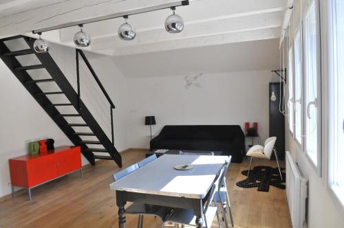 Studio Alpins : Appartement proche d'Annecy-le-Vieux