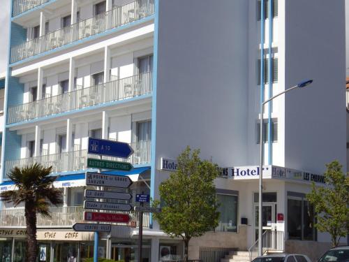 Les Embruns : Hotel proche de Médis