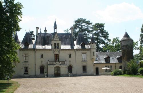 Château de Nazé : Chambres d'hotes/B&B proche de Mouliherne