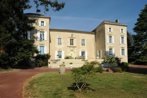 Château Villotte : Chambres d'hotes/B&B proche de Cazaugitat