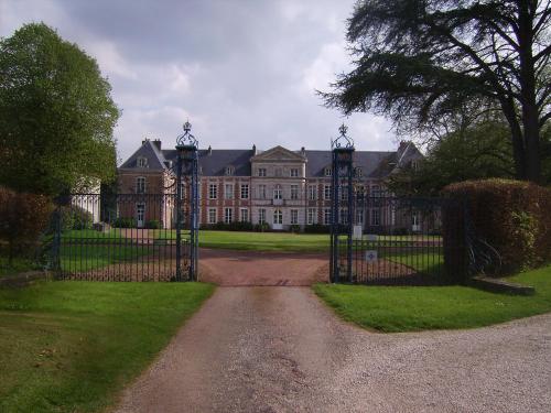 Chambres d'hôtes/B&B Chambres d'hotes du Chateau de Grand Rullecourt