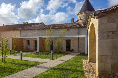 Chateau La France : Chambres d'hotes/B&B proche de Montussan