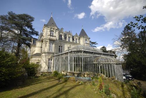 Château Bouvet Ladubay : Hebergement proche de Varrains