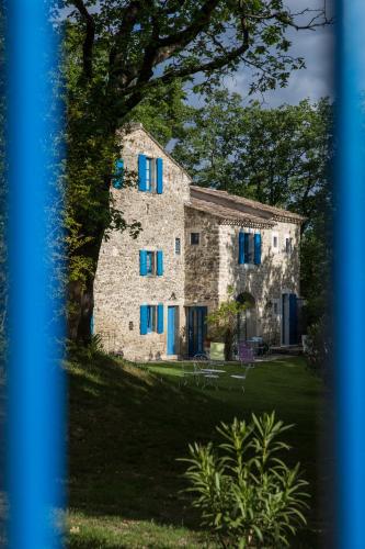 Le Parfum Bleu : Chambres d'hotes/B&B proche de Montségur-sur-Lauzon