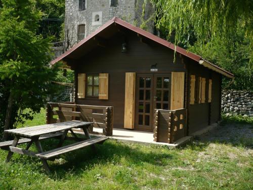 Camping de l'Amitié : Hebergement proche de Tourette-du-Château