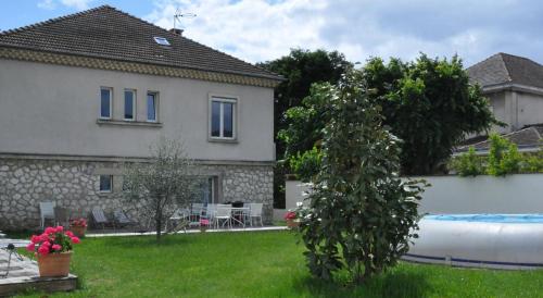 Rez-de-Jardin avec Piscine : Hebergement proche de Saint-Nazaire-en-Royans