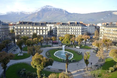 Hôtel d’Angleterre Grenoble Hyper-Centre : Hotel proche de Fontaine