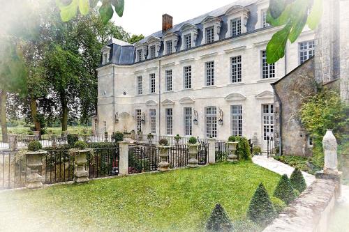 Grand Hôtel de l'Abbaye : Hotel proche de Épieds-en-Beauce