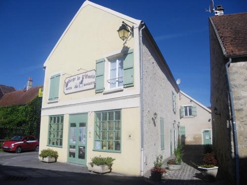 Logis Auberge De L'Omois : Hotel proche de Nesle-le-Repons