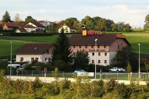 Samhotel : Hotel proche d'Andilly