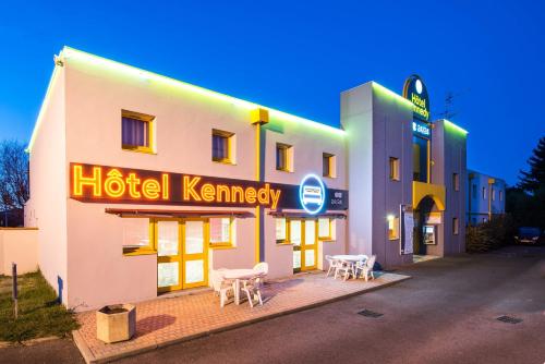Hôtel Kennedy Parc des Expositions : Hotel proche d'Orieux
