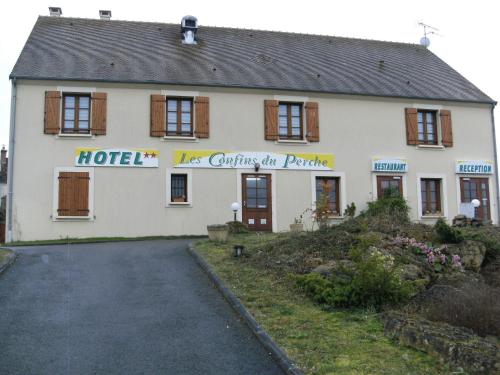 Les Confins Du Perche : Hotel proche de Briosne-lès-Sables