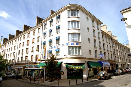 Grand Hôtel : Hotel proche de Bucy-Saint-Liphard