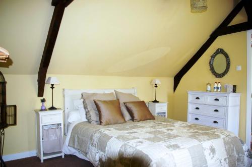 Les Touches : Chambres d'hotes/B&B proche d'Isigny-le-Buat