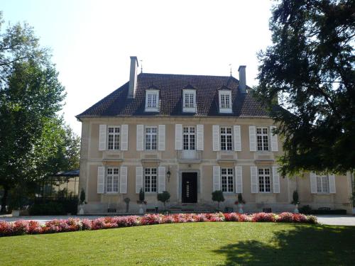 Château de Rigny : Hotel proche d'Avrigney-Virey
