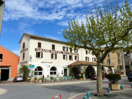 Hotel du Levant : Hotel proche de Saint-Julien-du-Verdon