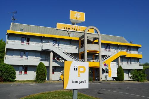Premiere Classe Laon : Hotel proche de Saint-Pierre-lès-Franqueville