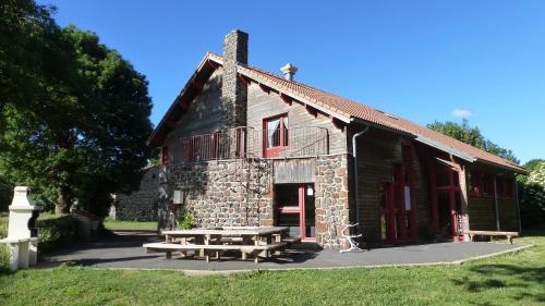 Le Gîte du Velay : Hebergement proche de Saint-Jean-Lachalm