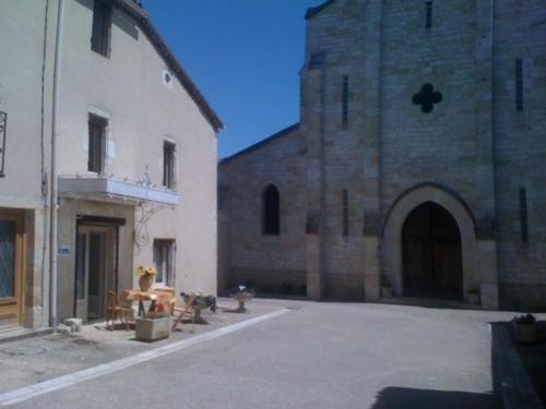 Gite Bergamo : Hebergement proche de Larroque-Saint-Sernin