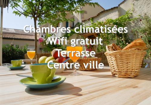 Citotel Hotel Cheval Blanc : Hotel proche de Cherves-Richemont