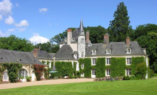 Château du Plessis - Anjou : Chambres d'hotes/B&B proche de Saint-Laurent-des-Mortiers