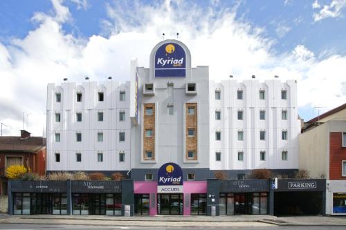 Kyriad Le Bourget Centre- Parc Des Expositions : Hotel proche d'Aulnay-sous-Bois
