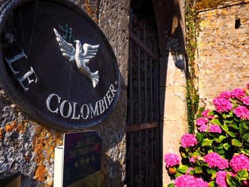 Chateau Le Colombier : Hebergement proche d'Auxais