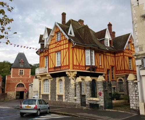 La Porte De Bretagne : Chambres d'hotes/B&B proche de Saint-Quentin
