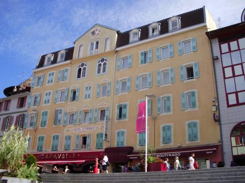Hôtel de France Contact-Hôtel : Hotel proche de Marin