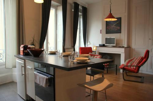 Appart' Sathonay : Appartement proche du 9e Arrondissement de Lyon