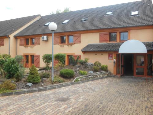 Mondhotel Chelles : Hotel proche de Gournay-sur-Marne