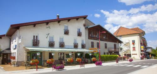 Hôtel de la Poste : Hotel proche d'Arsure-Arsurette