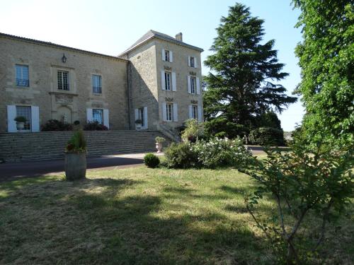 Gîte la Tour des Cabernets : Appartement proche de Civrac-sur-Dordogne